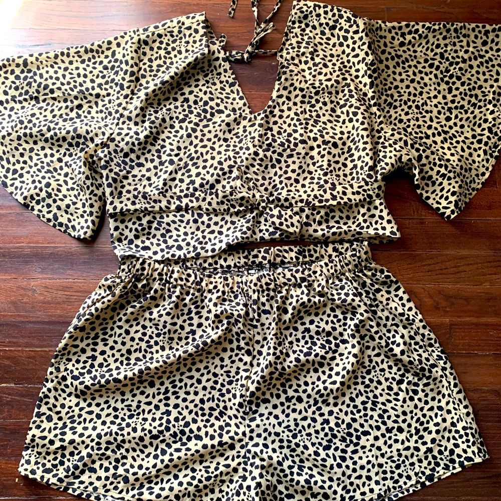 Funky short set, lots of details Shein 3X